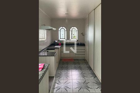 Casa à venda com 400m², 2 quartos e 4 vagasCozinha