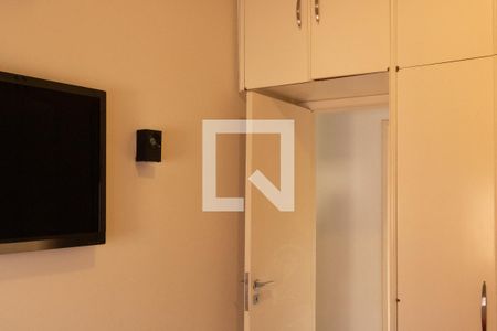 Apartamento à venda com 69m², 2 quartos e 1 vagaQuarto 2
