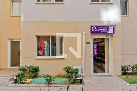 Apartamento à venda com 32m², 2 quartos e sem vagaÁrea comum