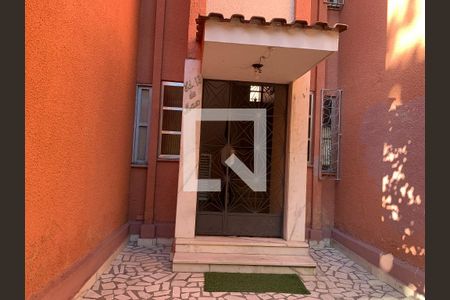 Apartamento para alugar com 78m², 4 quartos e sem vaga Apartamento para alugar com 78m², 4 quartos e sem vagaHall de entrada
