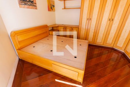 Casa para alugar com 264m², 4 quartos e 4 vagas Casa para alugar com 264m², 4 quartos e 4 vagasCama