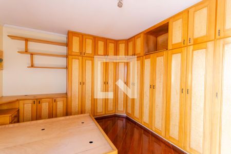 Casa para alugar com 264m², 4 quartos e 4 vagas Casa para alugar com 264m², 4 quartos e 4 vagasSuíte