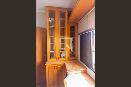 Casa para alugar com 264m², 4 quartos e 4 vagas Casa para alugar com 264m², 4 quartos e 4 vagasArmário