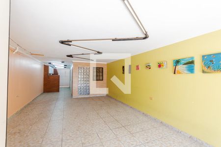 Casa para alugar com 264m², 4 quartos e 4 vagas Casa para alugar com 264m², 4 quartos e 4 vagasGaragem