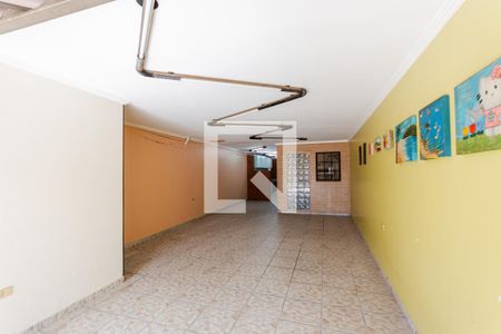 Casa para alugar com 264m², 4 quartos e 4 vagas Casa para alugar com 264m², 4 quartos e 4 vagasGaragem