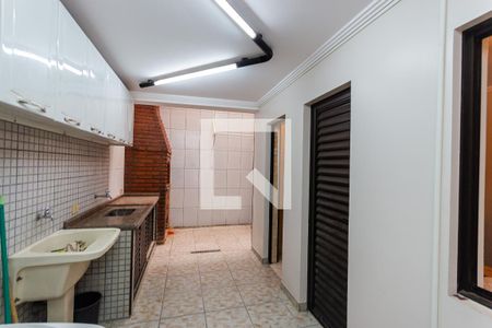 Casa para alugar com 264m², 4 quartos e 4 vagas Casa para alugar com 264m², 4 quartos e 4 vagasÁrea de Serviço