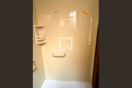 Casa à venda com 110m², 3 quartos e 1 vagaBanheiro 2