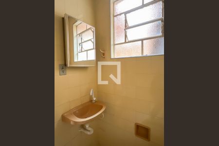 Casa à venda com 110m², 3 quartos e 1 vagaBanheiro 2