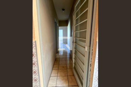 Casa à venda com 110m², 3 quartos e 1 vagaCorredor