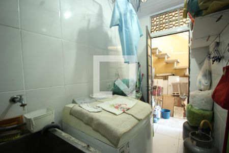 Casa à venda com 300m², 3 quartos e 1 vagaÁrea de Serviço