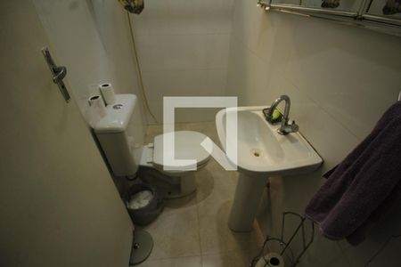 Casa à venda com 300m², 3 quartos e 1 vagaBanheiro Social 2