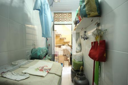 Casa à venda com 300m², 3 quartos e 1 vagaÁrea de Serviço