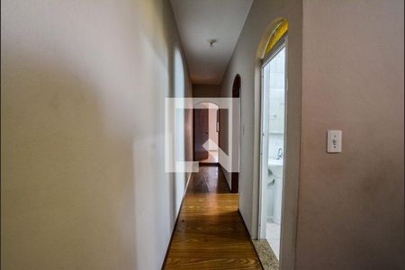 Casa à venda com 209m², 3 quartos e 2 vagasCorredor