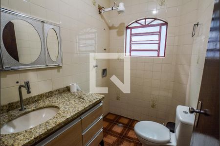 Casa à venda com 209m², 3 quartos e 2 vagasBanheiro Social