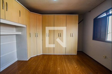 Casa à venda com 209m², 3 quartos e 2 vagasQuarto 1