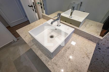 Apartamento à venda com 137m², 3 quartos e sem vagaBanheiro