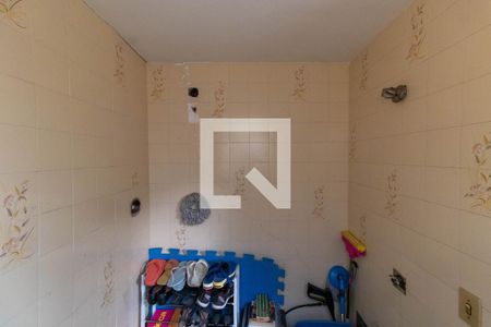 Casa à venda com 710m², 4 quartos e 4 vagas Casa à venda com 710m², 4 quartos e 4 vagasBanheiro de Serviço