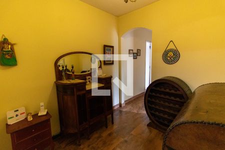 Casa à venda com 710m², 4 quartos e 4 vagas Casa à venda com 710m², 4 quartos e 4 vagasSala 2