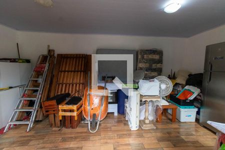 Casa à venda com 710m², 4 quartos e 4 vagas Casa à venda com 710m², 4 quartos e 4 vagasDepósito