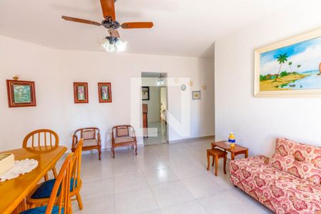 Sala de apartamento para alugar com 2 quartos, 90m² em Vila Tupi, Praia Grande