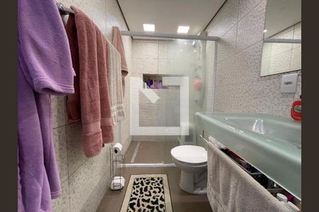 Casa à venda com 170m², 5 quartos e 3 vagas Casa à venda com 170m², 5 quartos e 3 vagasBanheiro Suíte 1