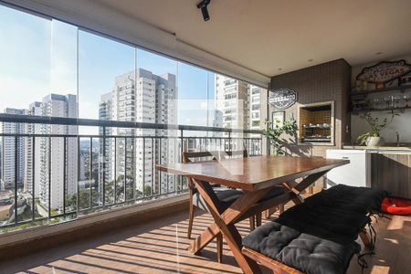 Apartamento para alugar com 104m², 3 quartos e 2 vagas Apartamento para alugar com 104m², 3 quartos e 2 vagasVaranda