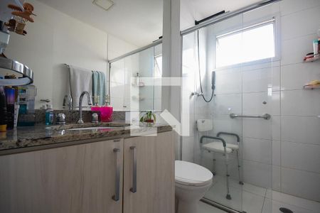 Apartamento para alugar com 104m², 3 quartos e 2 vagas Apartamento para alugar com 104m², 3 quartos e 2 vagasBanheiro Suíte