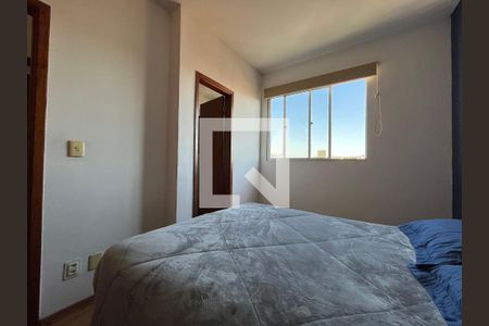 quarto 1 de apartamento à venda com 2 quartos, 60m² em Grajaú, Belo Horizonte