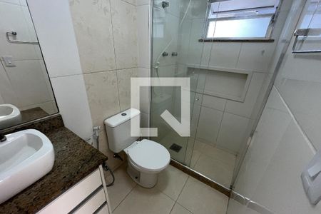 Banheiro de apartamento para alugar com 3 quartos, 70m² em Portuguesa, Rio de Janeiro