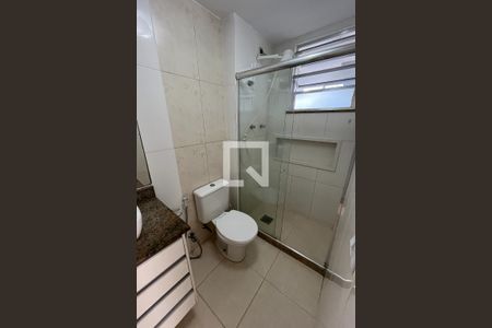 Banheiro de apartamento para alugar com 3 quartos, 70m² em Portuguesa, Rio de Janeiro
