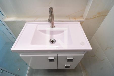 Apartamento para alugar com 64m², 2 quartos e 2 vagas Apartamento para alugar com 64m², 2 quartos e 2 vagasBanheiro da Suíte