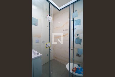 Apartamento para alugar com 64m², 2 quartos e 2 vagas Apartamento para alugar com 64m², 2 quartos e 2 vagasBanheiro da Suíte