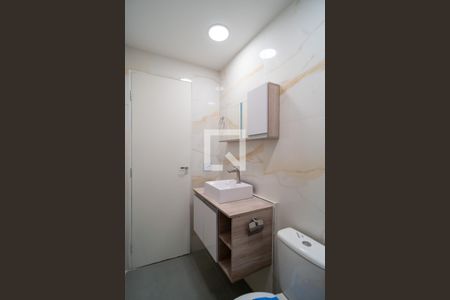 Apartamento para alugar com 64m², 2 quartos e 2 vagas Apartamento para alugar com 64m², 2 quartos e 2 vagasBanheiro