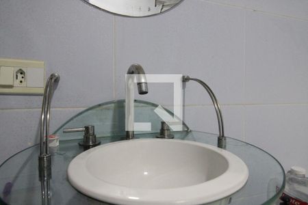 Casa para alugar com 300m², 2 quartos e 2 vagasBanheiro da Suíte