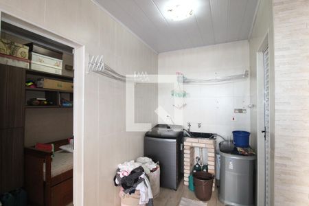 Área de Serviço de casa para alugar com 2 quartos, 300m² em Jardim Sao Nicolau, São Paulo