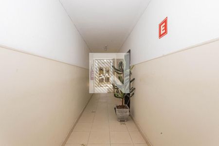 Apartamento para alugar com 92m², 2 quartos e sem vaga Apartamento para alugar com 92m², 2 quartos e sem vagaCorredor