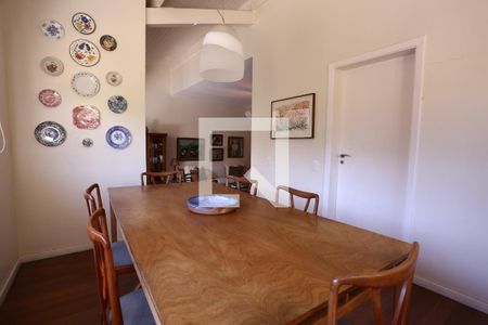 sala de casa de condomínio à venda com 3 quartos, 330m² em Jardim Vitoria Regia, São Paulo