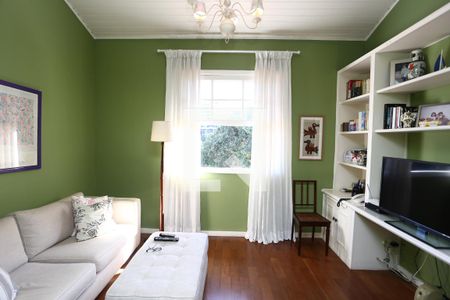 Casa de condomínio à venda com 330m², 3 quartos e 3 vagassuíte 2