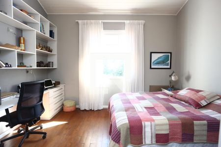 suíte 1 de casa de condomínio à venda com 3 quartos, 330m² em Jardim Vitoria Regia, São Paulo