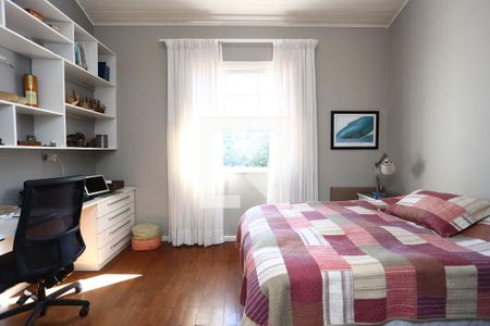 suíte 1 de casa de condomínio à venda com 3 quartos, 330m² em Jardim Vitoria Regia, São Paulo