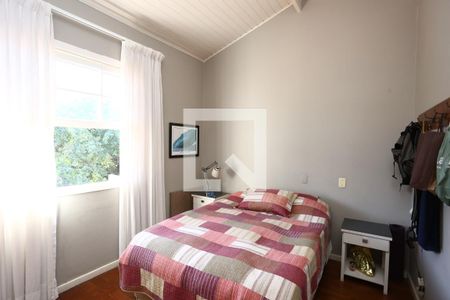 Casa de condomínio à venda com 330m², 3 quartos e 3 vagassuíte 1