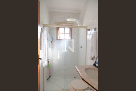 Casa à venda com 190m², 3 quartos e 4 vagas Casa à venda com 190m², 3 quartos e 4 vagasBanheiro Social