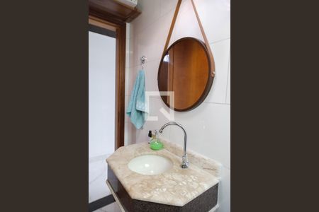 Casa à venda com 190m², 3 quartos e 4 vagas Casa à venda com 190m², 3 quartos e 4 vagasLavabo