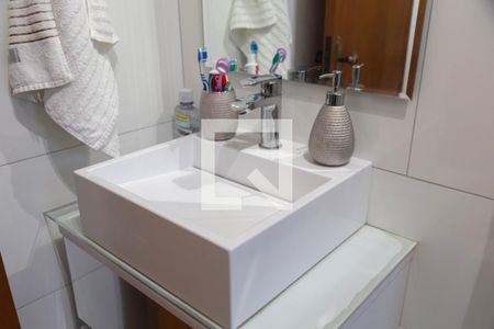 Casa à venda com 190m², 3 quartos e 4 vagas Casa à venda com 190m², 3 quartos e 4 vagasBanheiro da Suíte