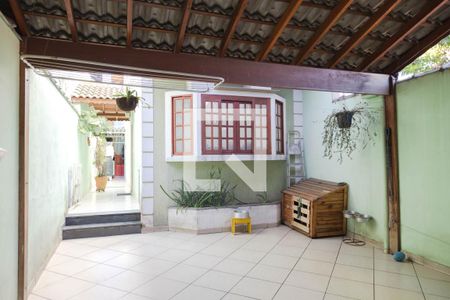 Casa à venda com 190m², 3 quartos e 4 vagas Casa à venda com 190m², 3 quartos e 4 vagasGaragem