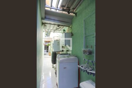 Casa à venda com 190m², 3 quartos e 4 vagas Casa à venda com 190m², 3 quartos e 4 vagasÁrea de Serviço