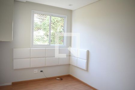 Quarto 2 de apartamento para alugar com 2 quartos, 53m² em Pilarzinho, Curitiba