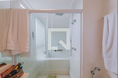 Apartamento para alugar com 144m², 3 quartos e 4 vagasBanheiro do Quarto 2