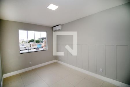 Quarto 1 de casa para alugar com 2 quartos, 100m² em Irajá, Rio de Janeiro