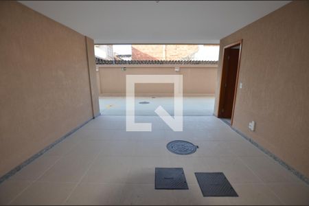 Apartamento à venda com 100m², 2 quartos e 1 vagaÁrea de Serviço